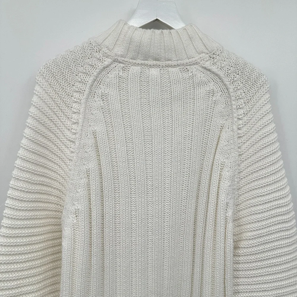 Free People Pullover Sweater Size Medium Slouchy Chunky Knit Hi Low Quiet Luxury